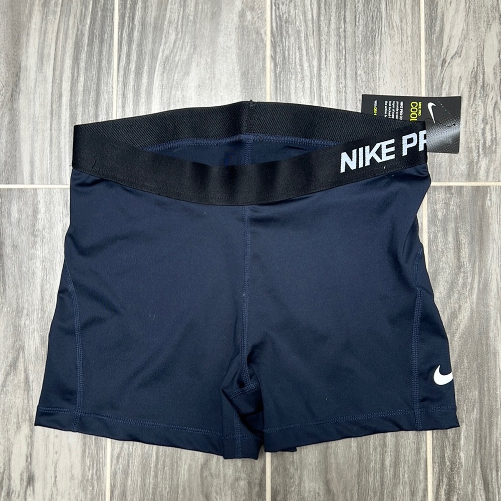 Women’s Nike compression shorts